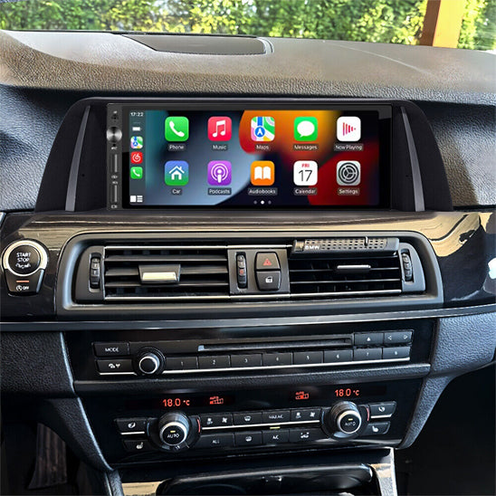 Autoradio Bluetooth avec écran tactile et Apple CarPlay intégré au tableau de bord