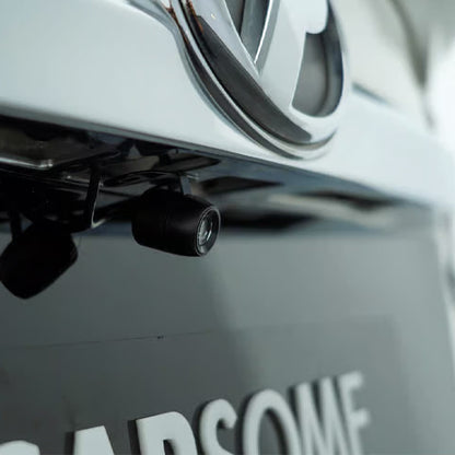 Camera de recul voiture  installé sous voiture