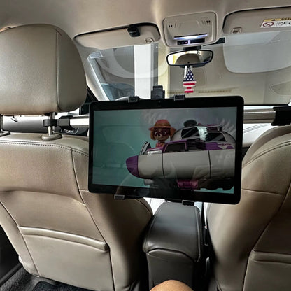 Support tablette  voiture avec tablette 7 pouces en navigation installé sur sièges avant 