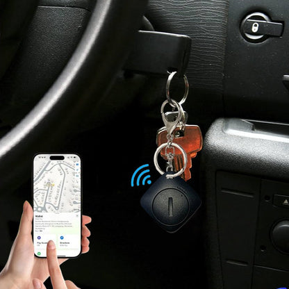 Traceurs GPS pour voiture installés sur les clés voiture activé et connecté au smartphone
