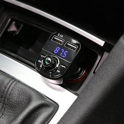 Transmetteur bluetooth voiture installé dans habitacle voiture